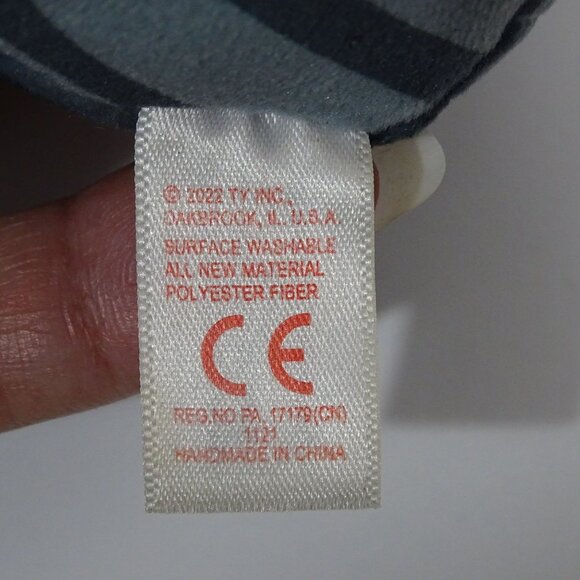 Ty Squish A Boos Kiki Plush Cat Mini Toy Gray Striped For Ages 3 & Up 2022 3" - Picture 7 of 9